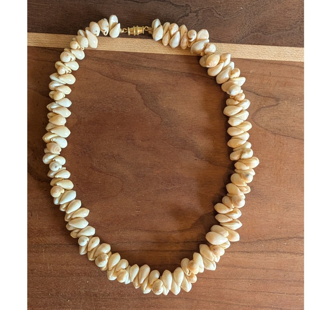 Vintage Momi Shell Necklace Hawaiian Niihau Style Lei Spiral Weave 16 Inch